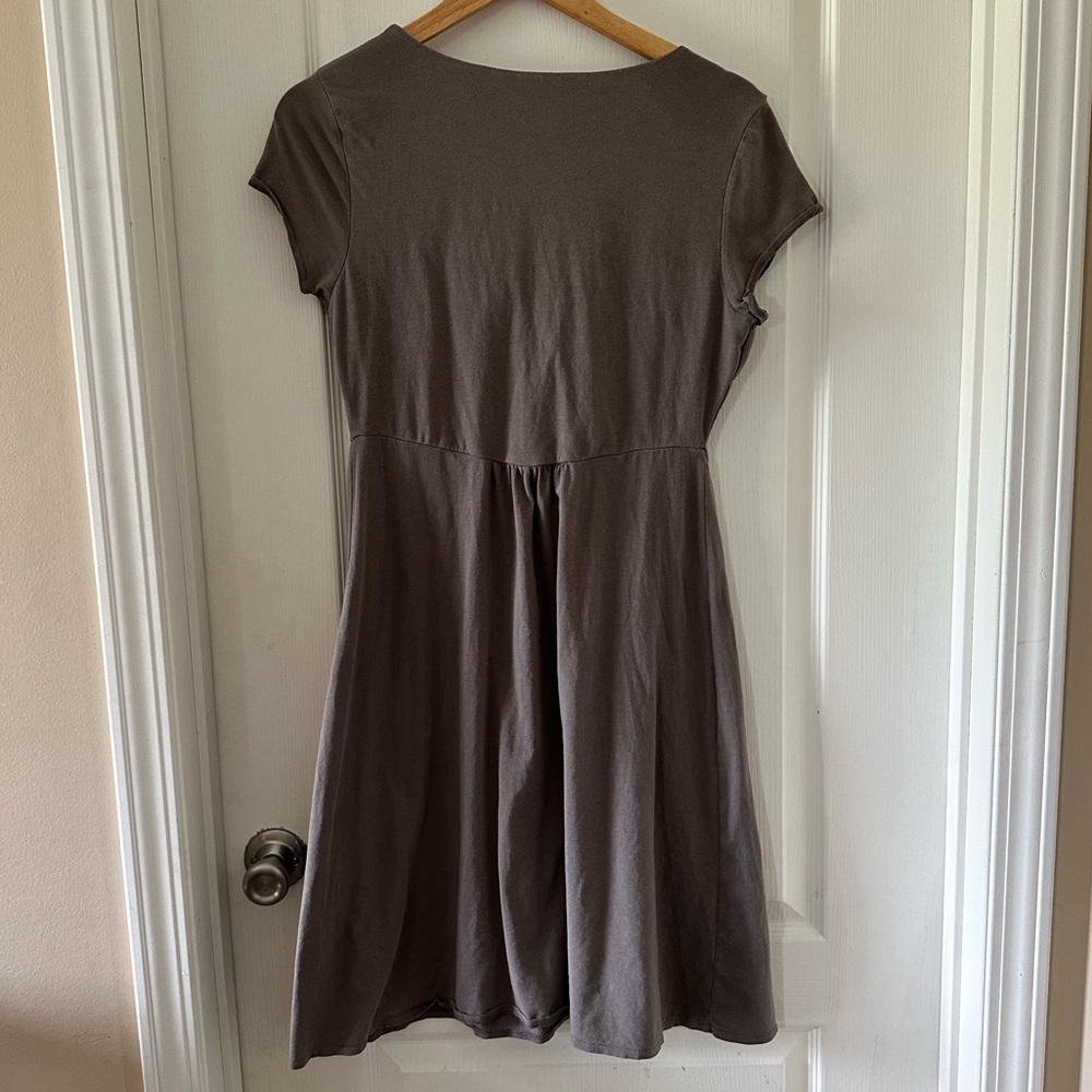 Garnet Hill V neck midi dress charcoal gray - Picture 2 of 9